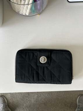 Vera Bradley Black Quilted Turnlock Wallet